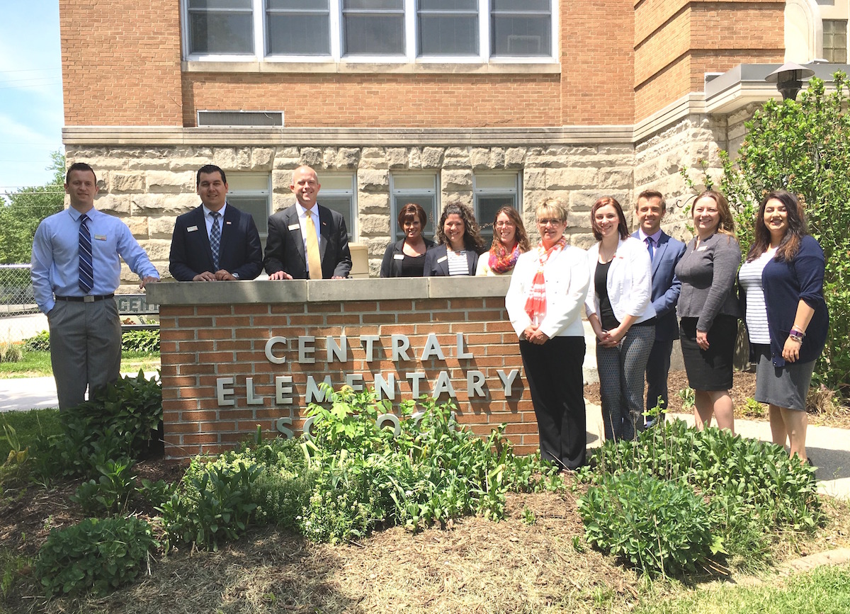 1st Source Brings “JA in a Day” to Valparaiso Central Elementary