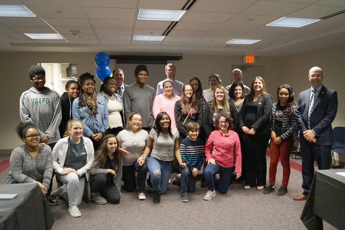 Fifth Third Bank Teaching Boys & Girls Clubs of Porter County Members that Money Matters