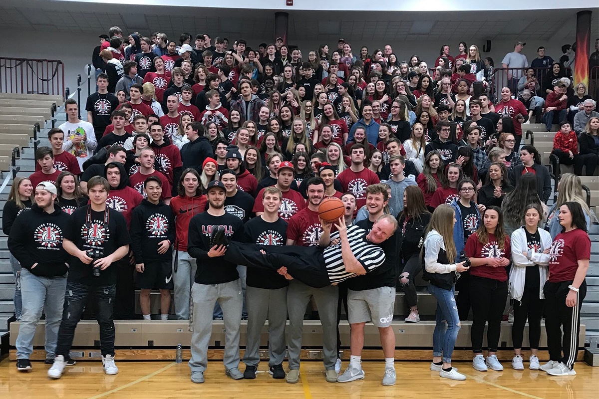 #1StudentNWI: sporty Spring at Lowell High School