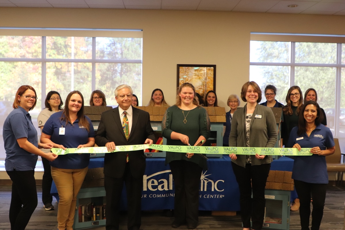 United Way of Porter County & Valparaiso Chamber Unveiled Little Free Libraries at HealthLincs Across NWI