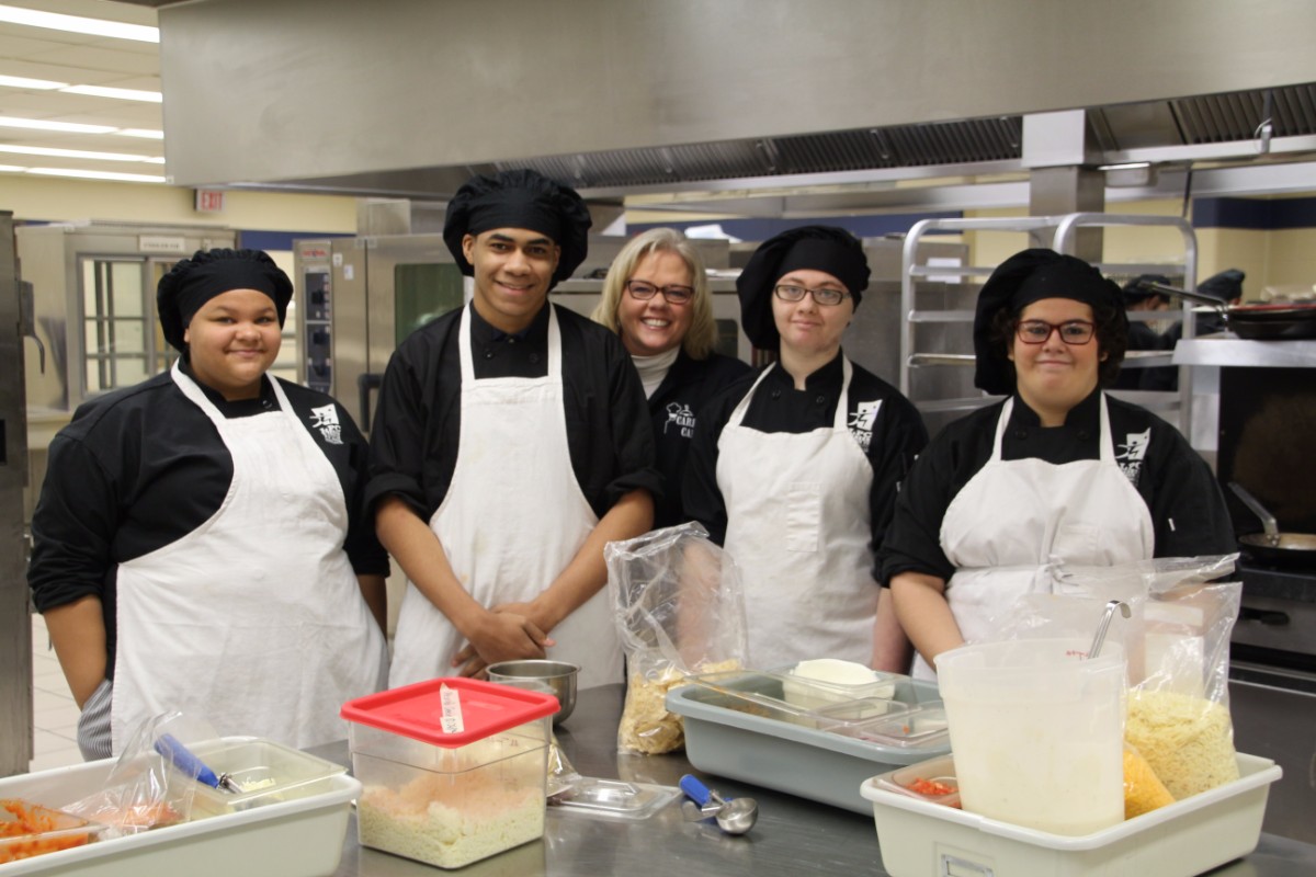 A.K. Smith Center Hosts New Student-Operated Restaurant Catering to Entire Community