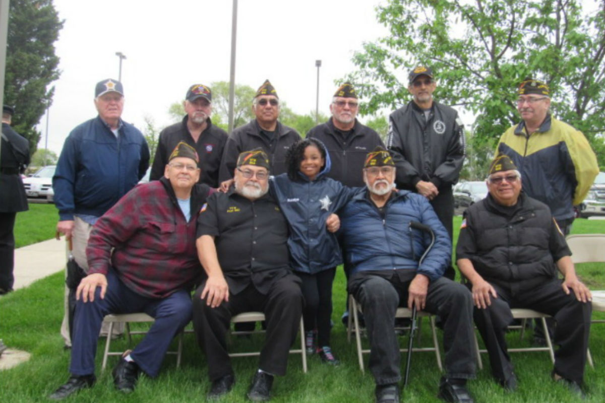 Rosalyn Baldwin Spreads the Love During Visit to Hammond Police Department