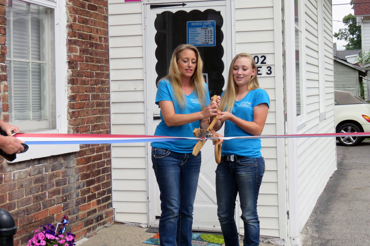 Mother-Daughter Duo Opens Bath and Body Store in La Porte